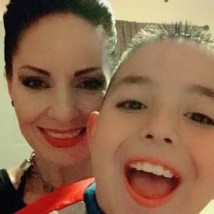 Meet your Posher, Rossy